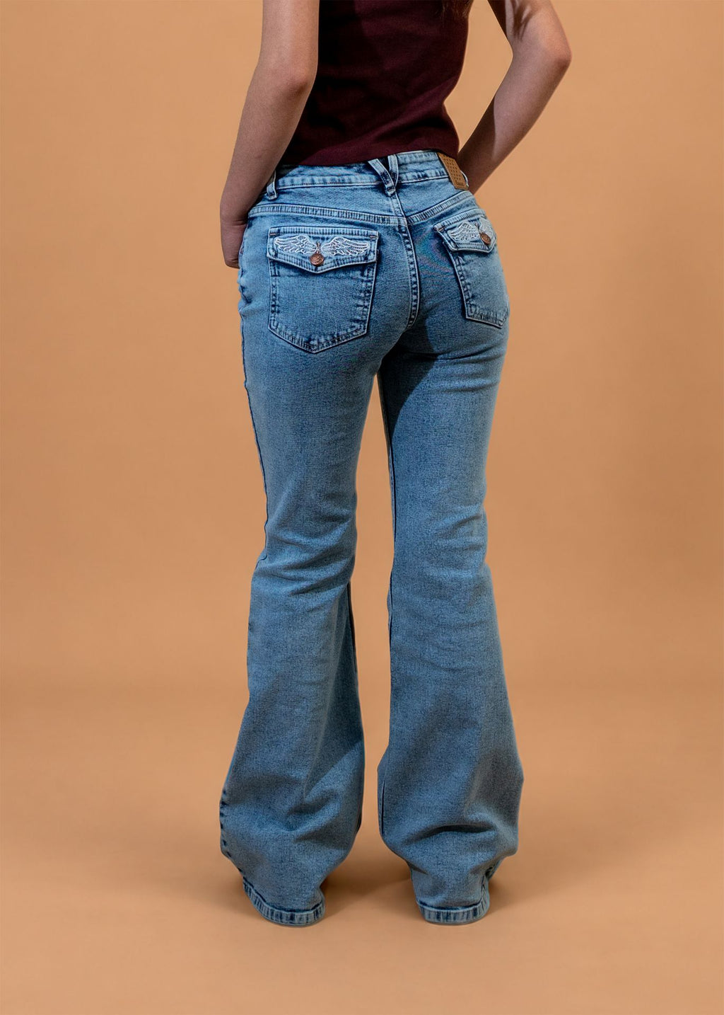 Jeans Lois Flare Tapetas Bordadas Azul Cacao
