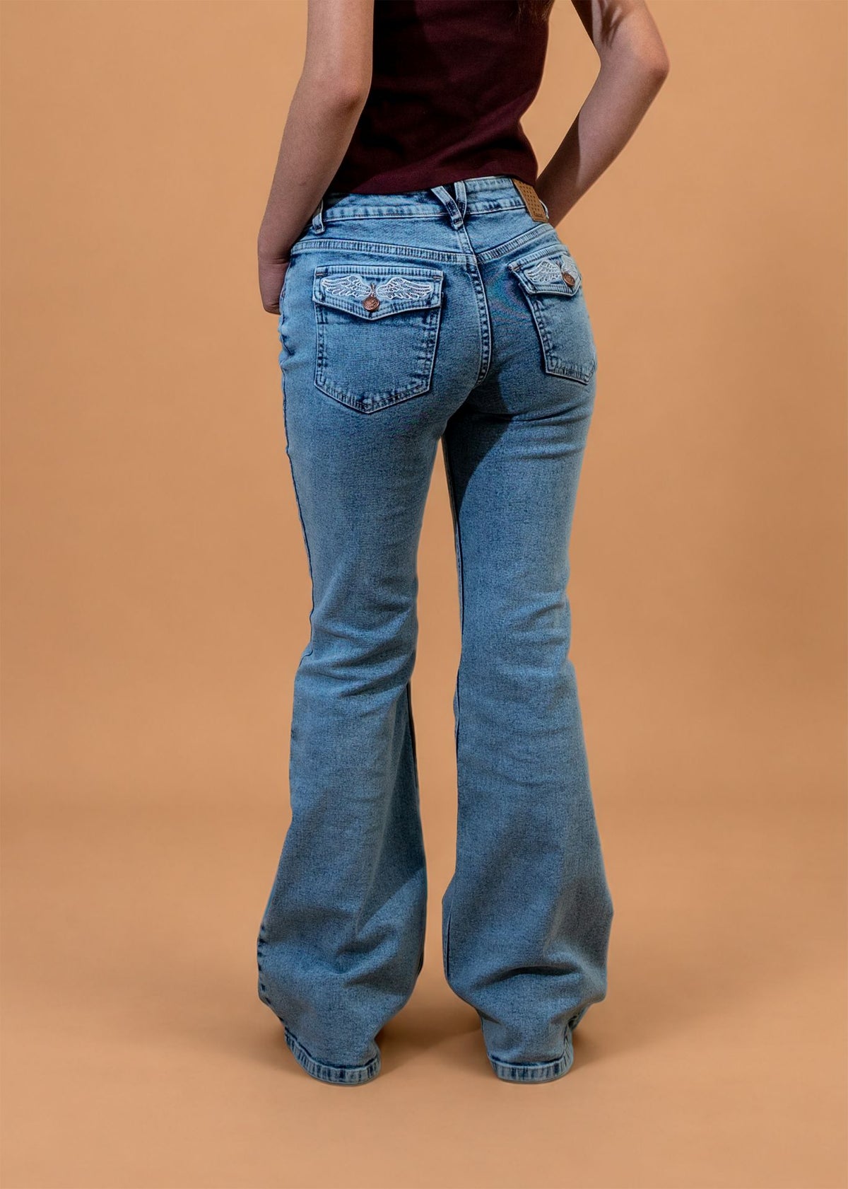 Jeans Lois Flare Tapetas Bordadas Azul Cacao
