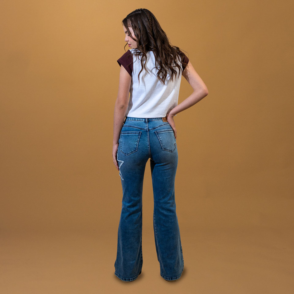 Jeans Chiky Flare Estrella Parche Azul Niña Cacao