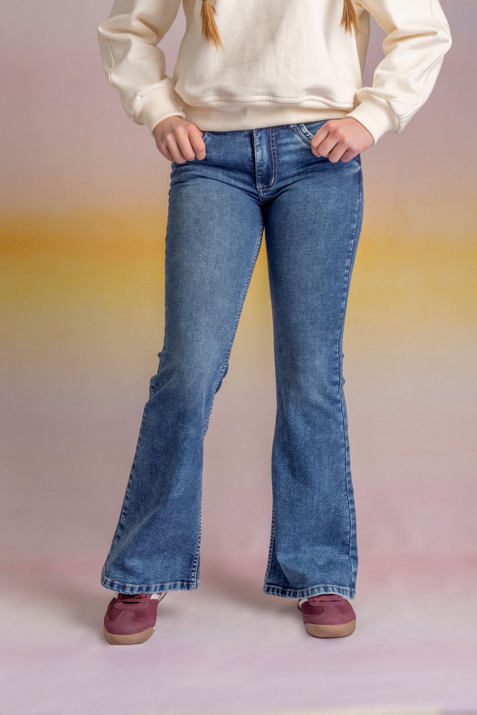 Jeans Angel Flare Bordado Bolsillo Trasero Azul Cacao