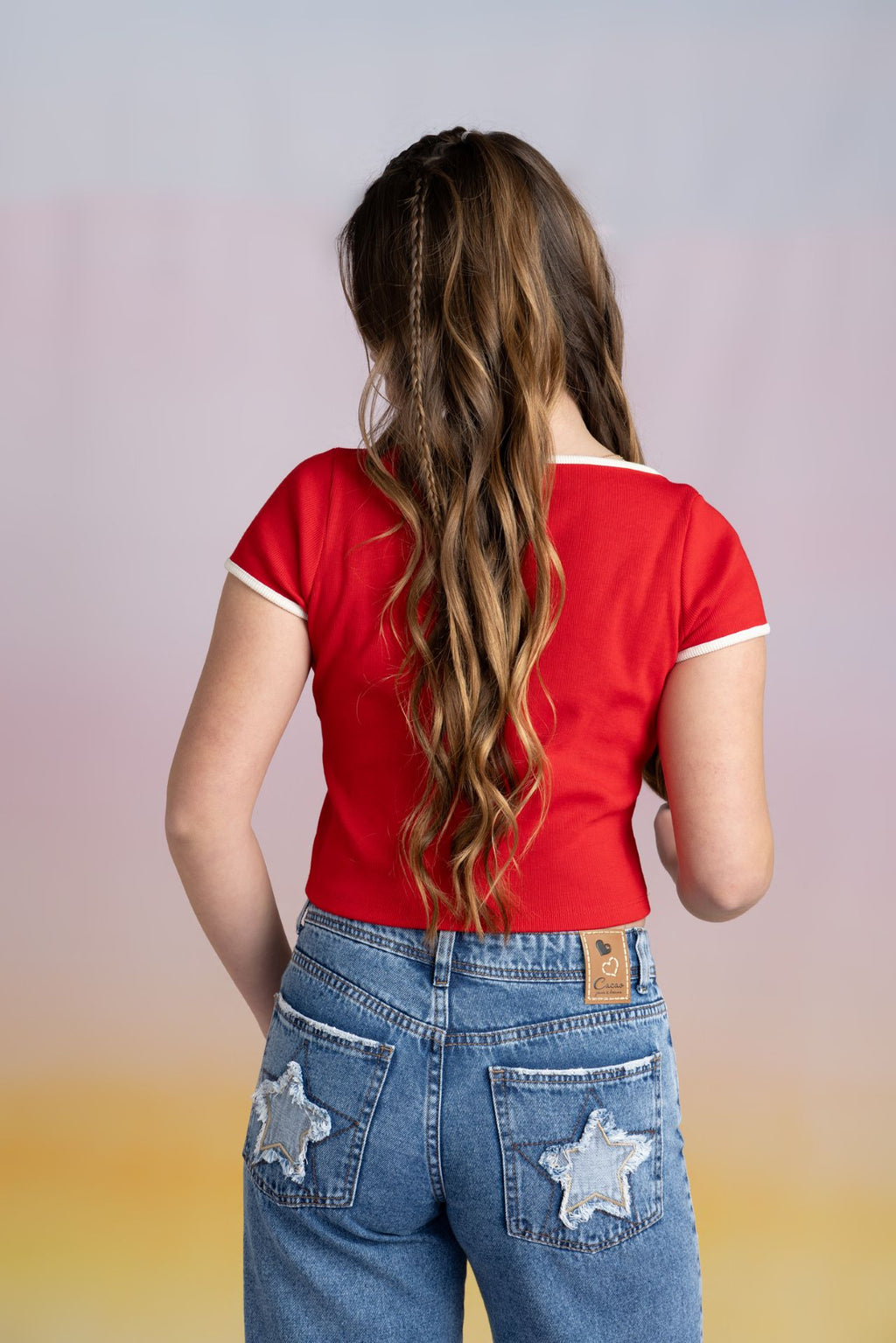 Polera Kut Regular Escote Barco y Estampado Rojo Cacao