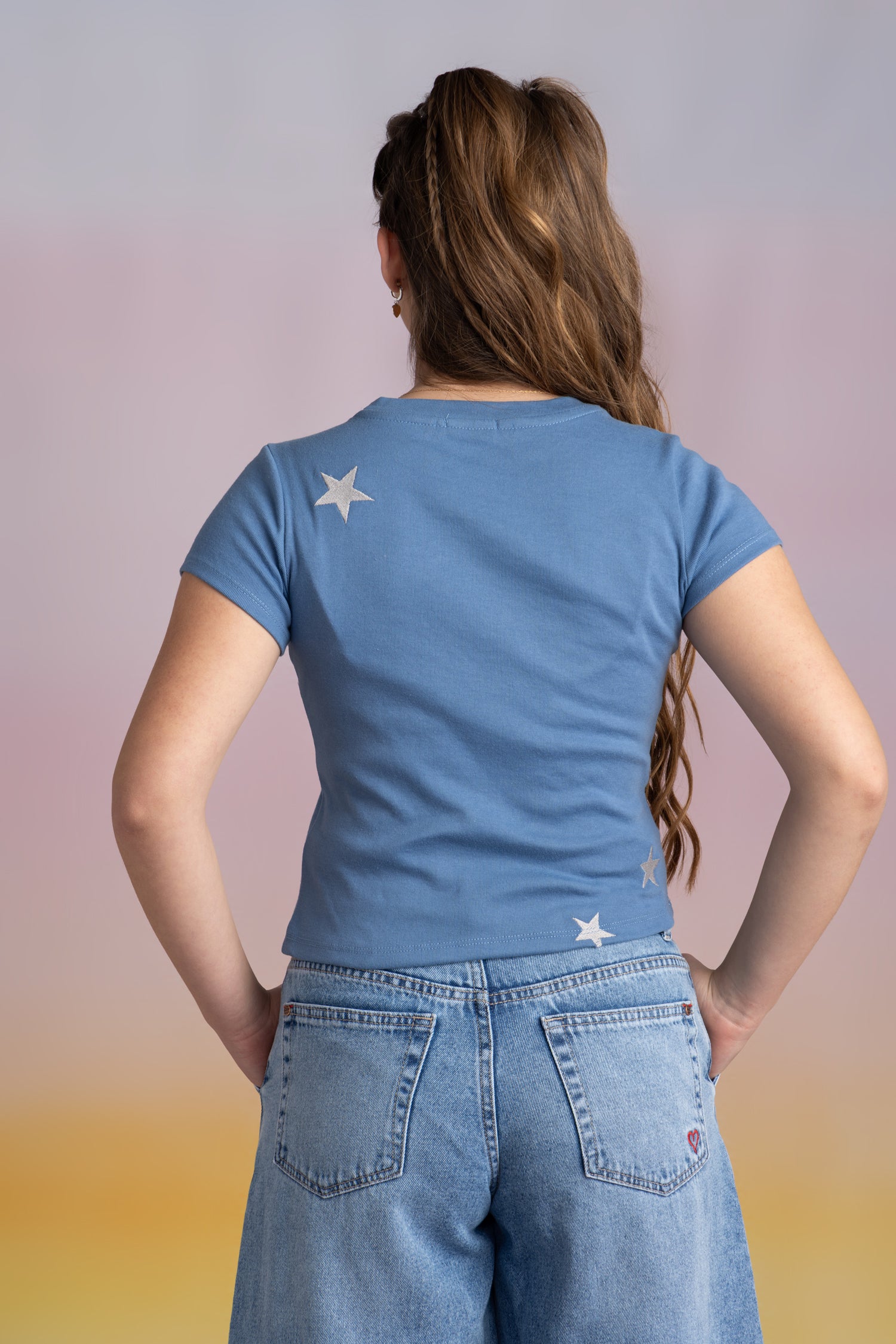 Polera Mikara Regular Bordado Estrellas Indigo Cacao